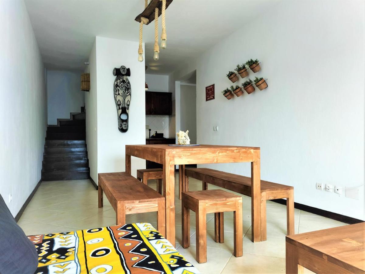 Hostel Solstice Santa Maria Zewnętrze zdjęcie
